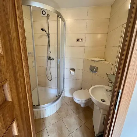 Bryza, Perla 100m Od Morza *